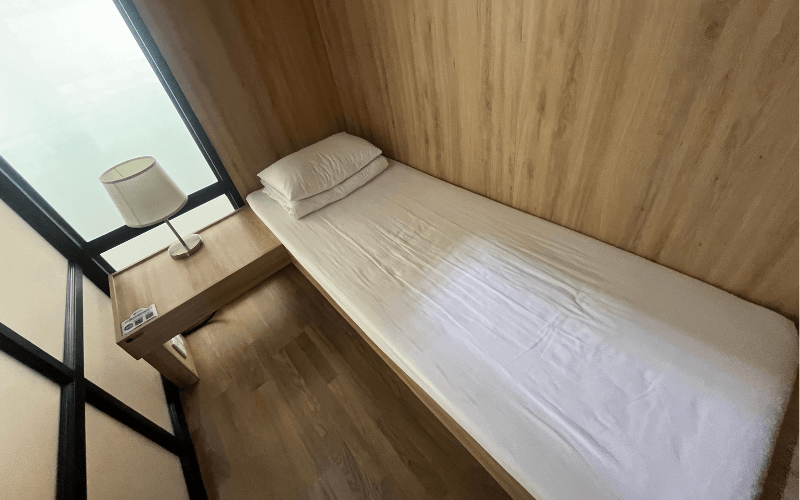 タン・ソン・ニャット国際空港の仮眠室の様子